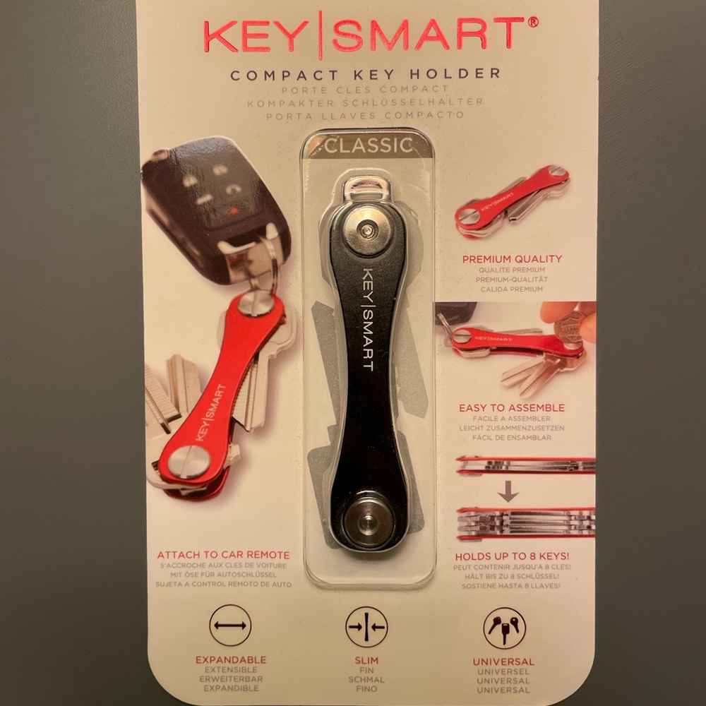 KeySmart Compact Key Holder Classic